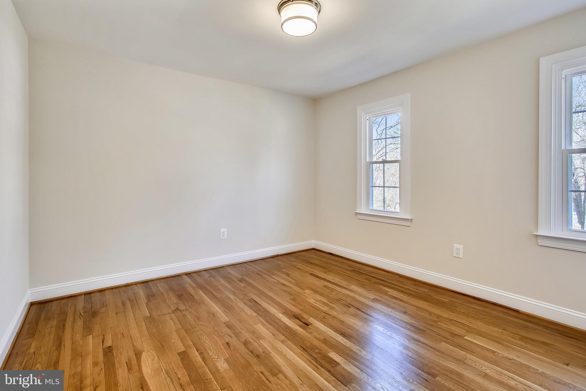 LAWYERS NORTH - Residential