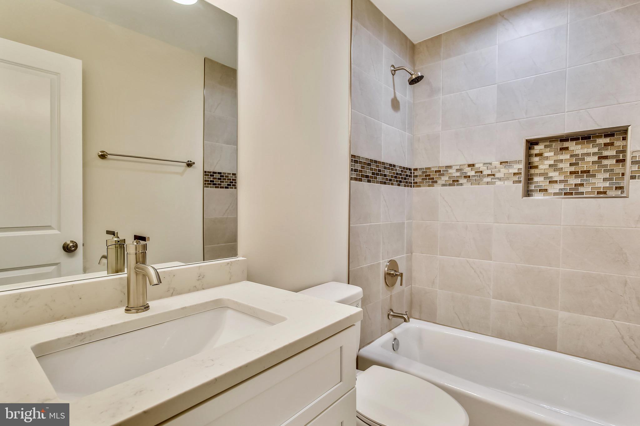 LAWYERS NORTH - Residential