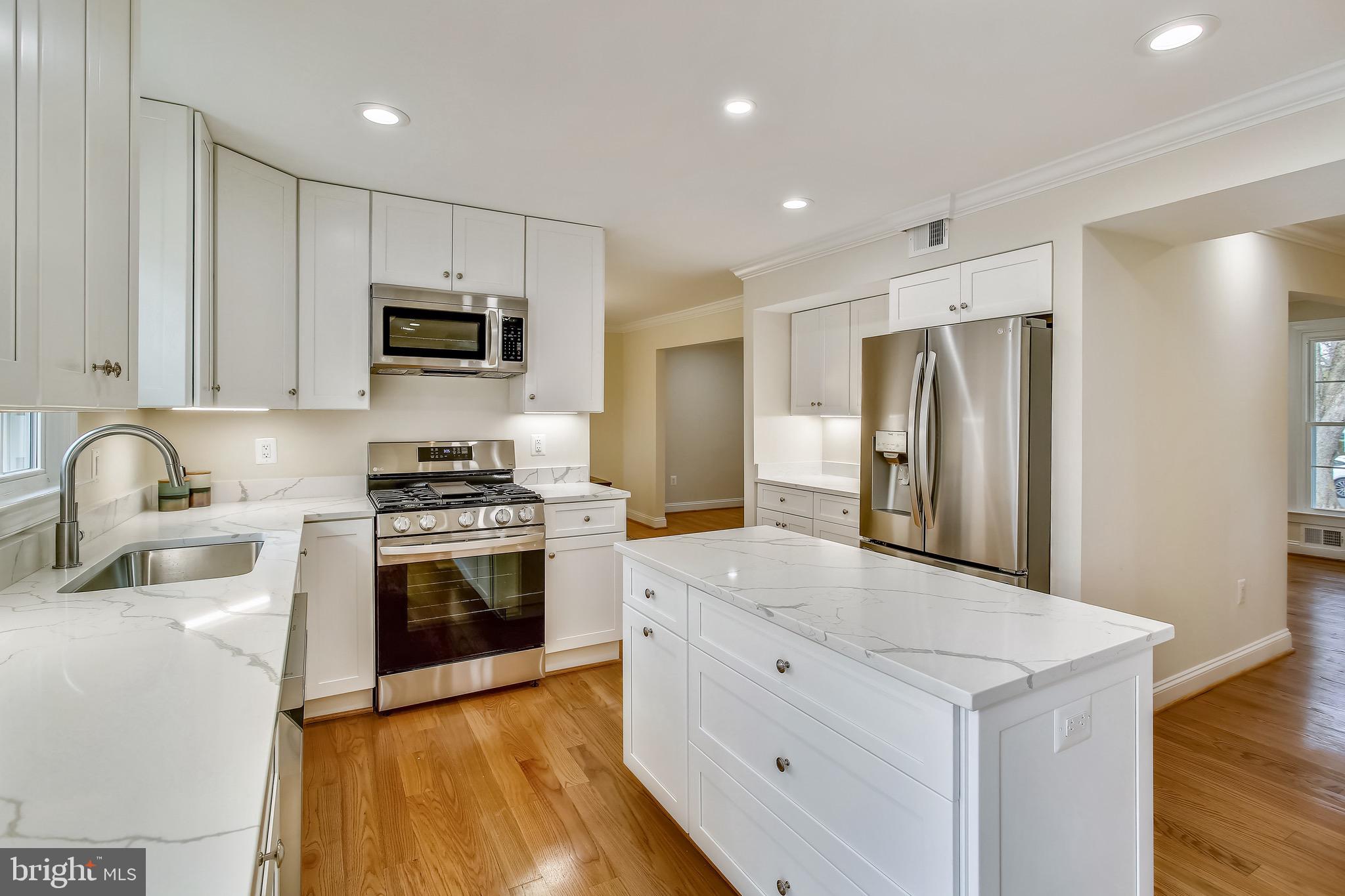 LAWYERS NORTH - Residential