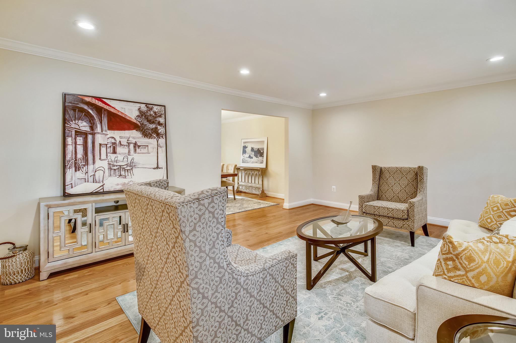 LAWYERS NORTH - Residential