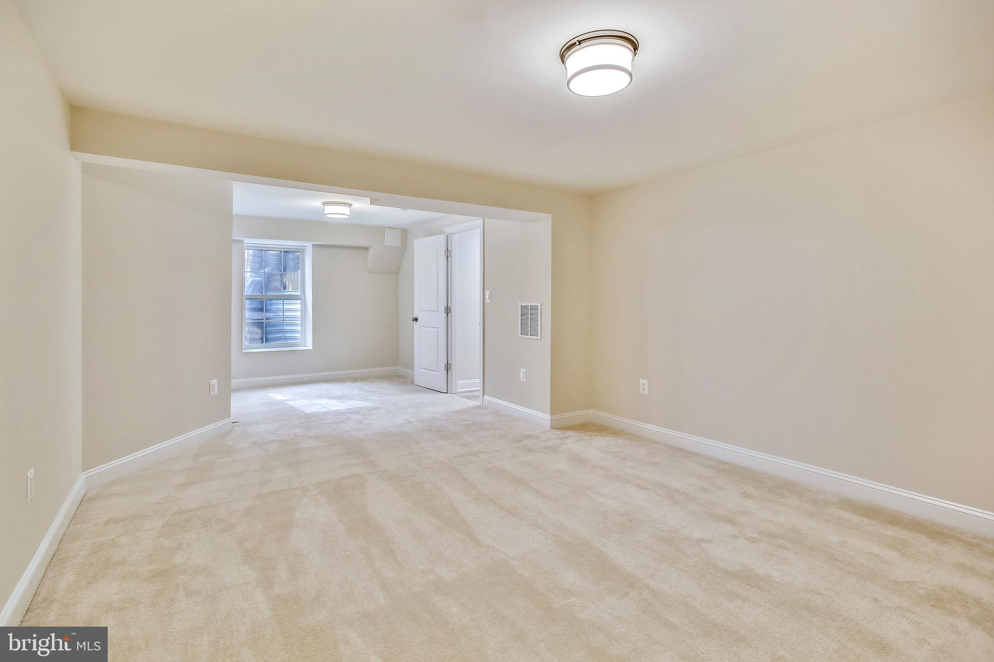 LAWYERS NORTH - Residential