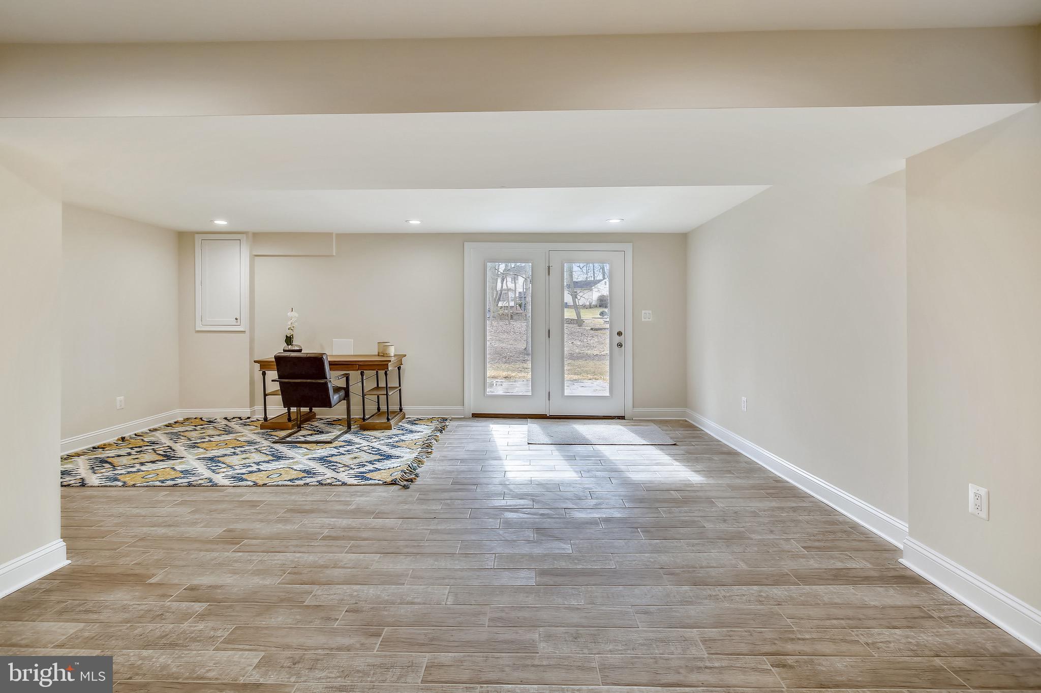 LAWYERS NORTH - Residential