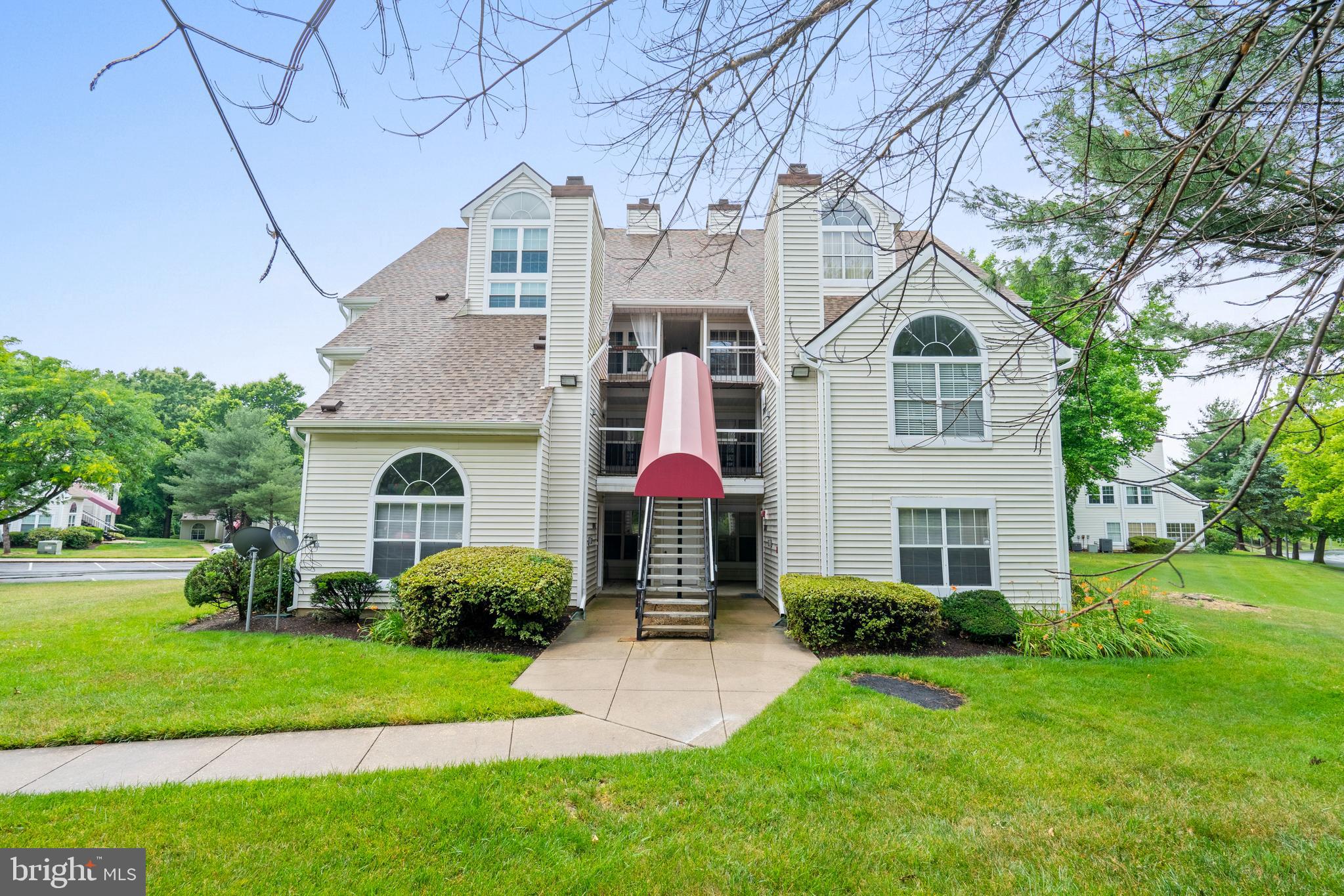 THE VISTAS - Residential