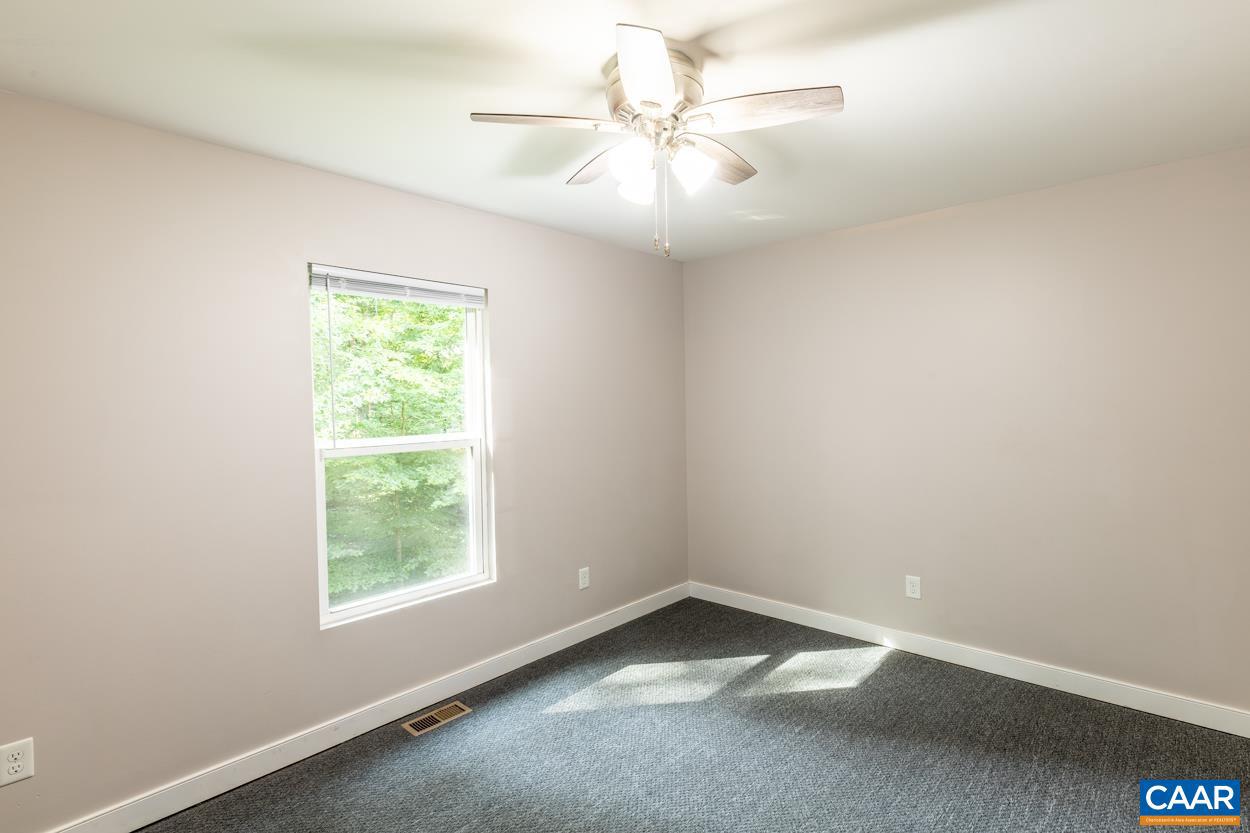 LAKE MONTICELLO - Residential