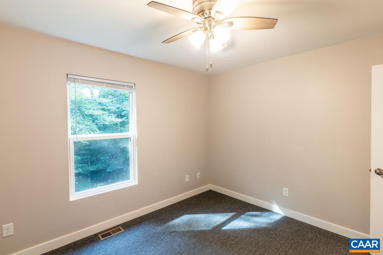 LAKE MONTICELLO - Residential