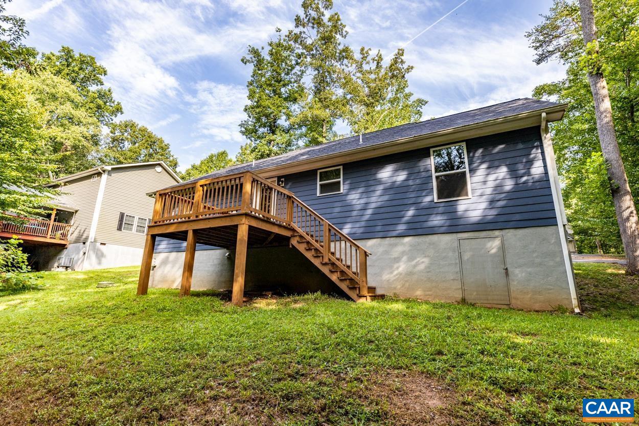 LAKE MONTICELLO - Residential