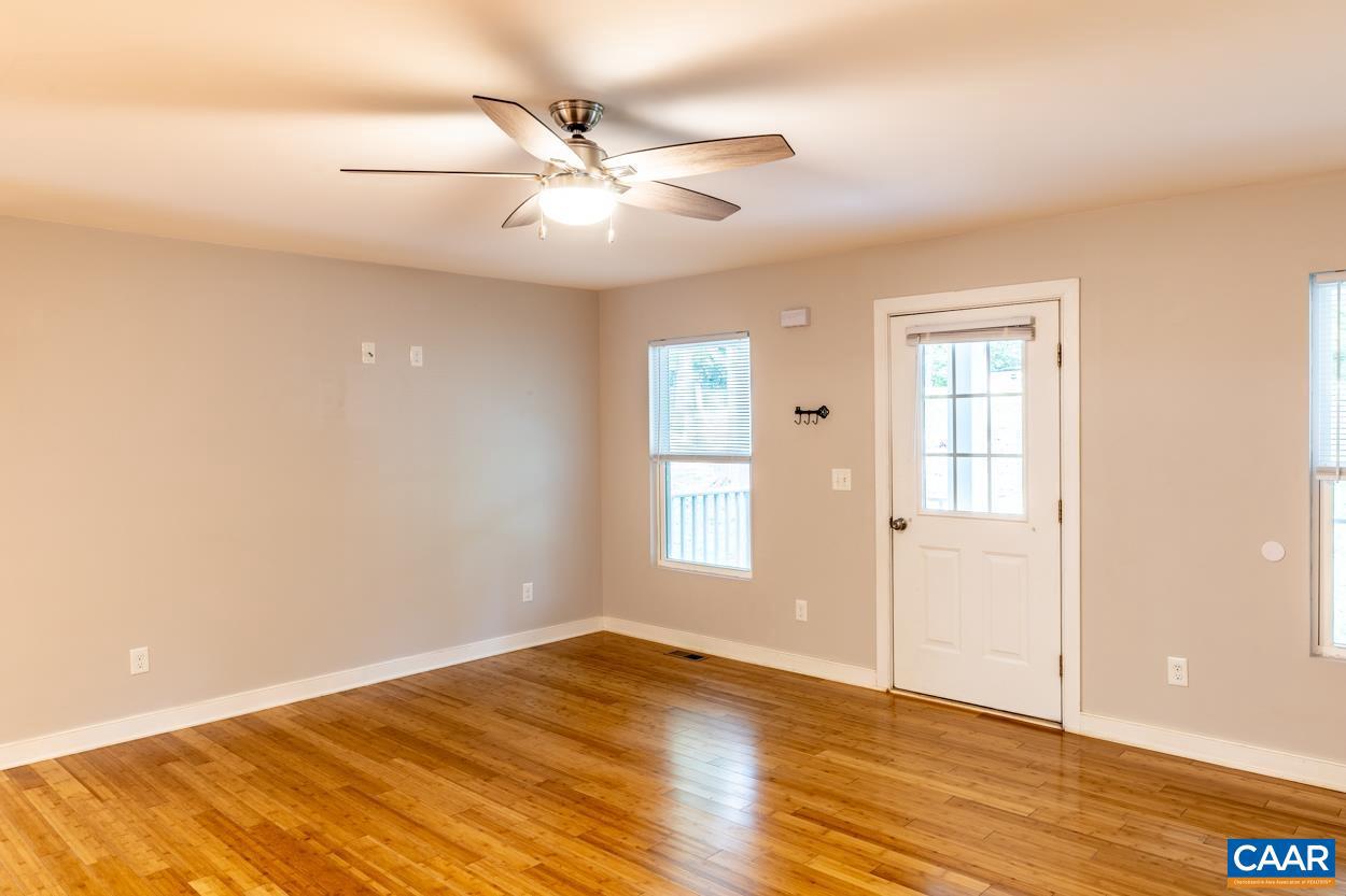 LAKE MONTICELLO - Residential