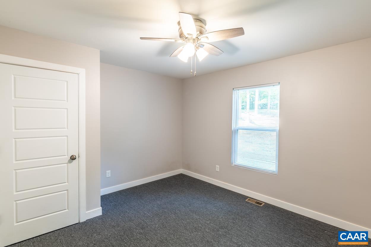 LAKE MONTICELLO - Residential