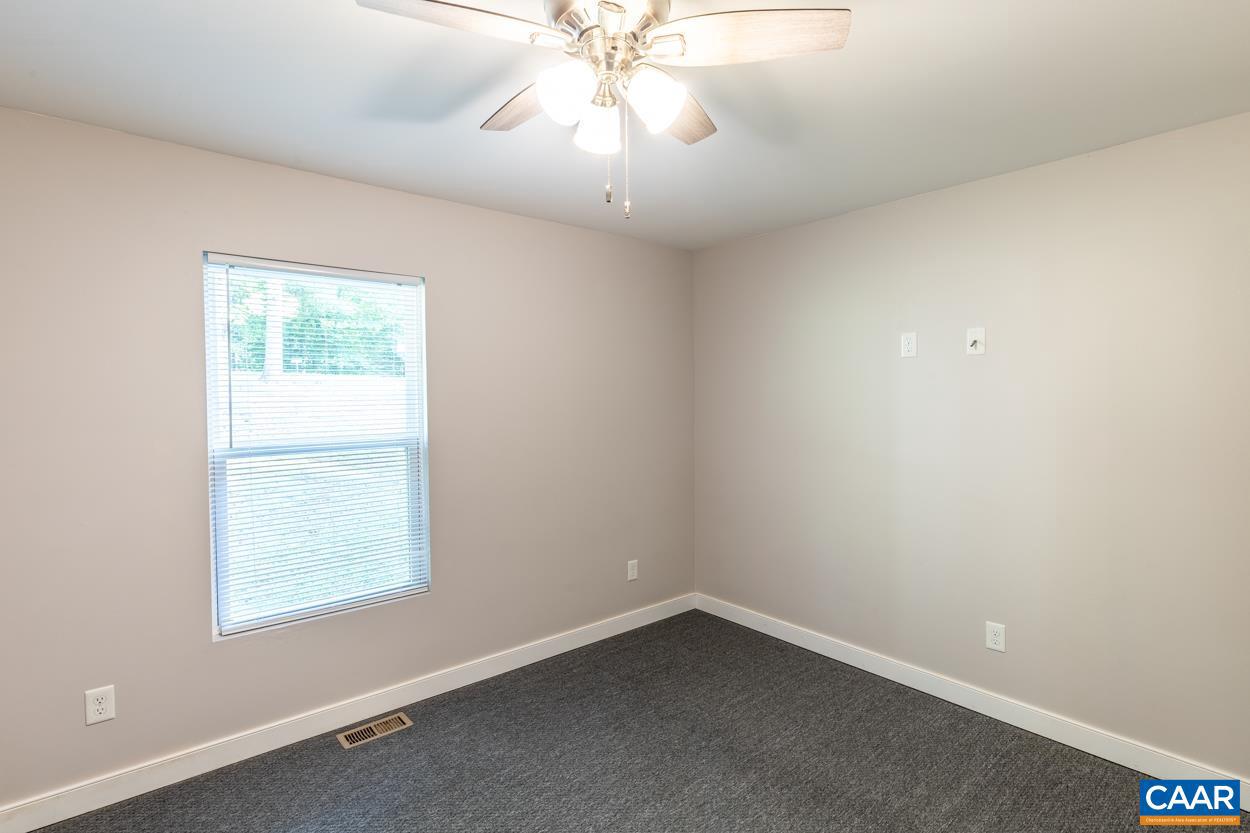 LAKE MONTICELLO - Residential