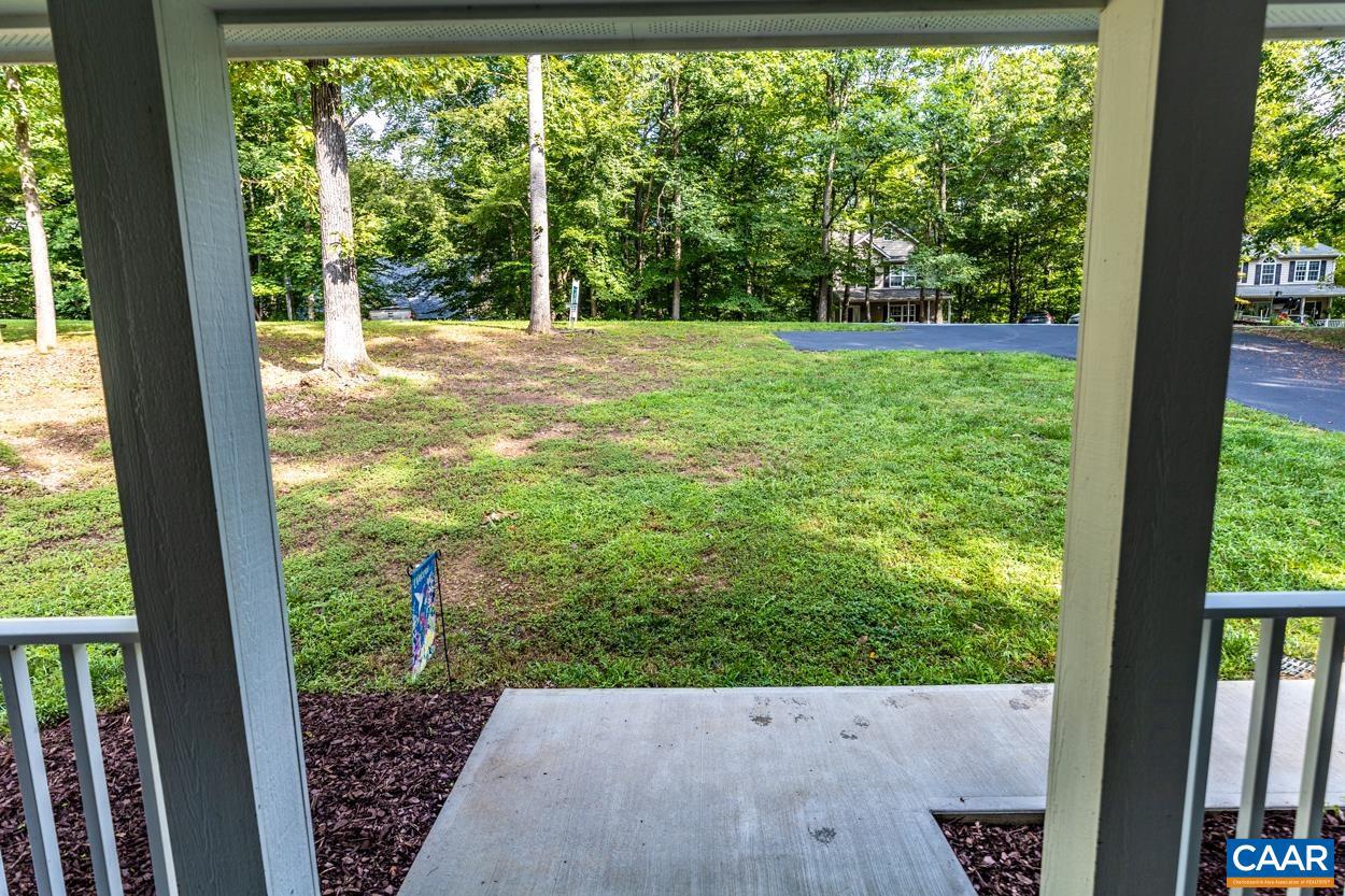 LAKE MONTICELLO - Residential