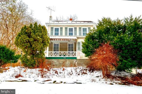 706 CHESTNUT STREET DELTA PA 17314