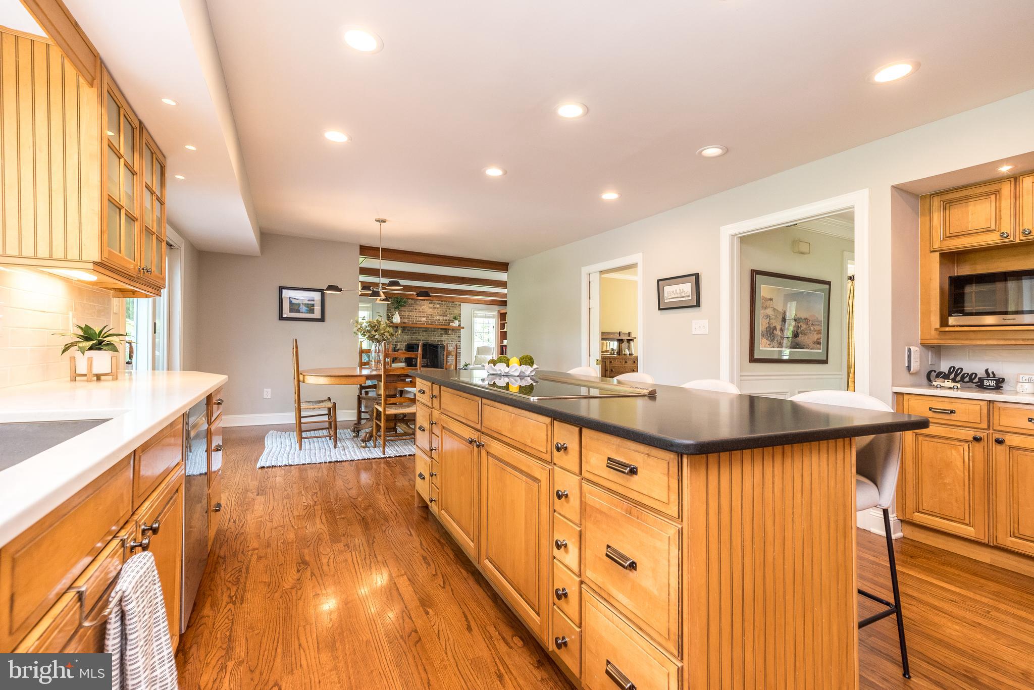 FOX HUNT ESTS - Residential