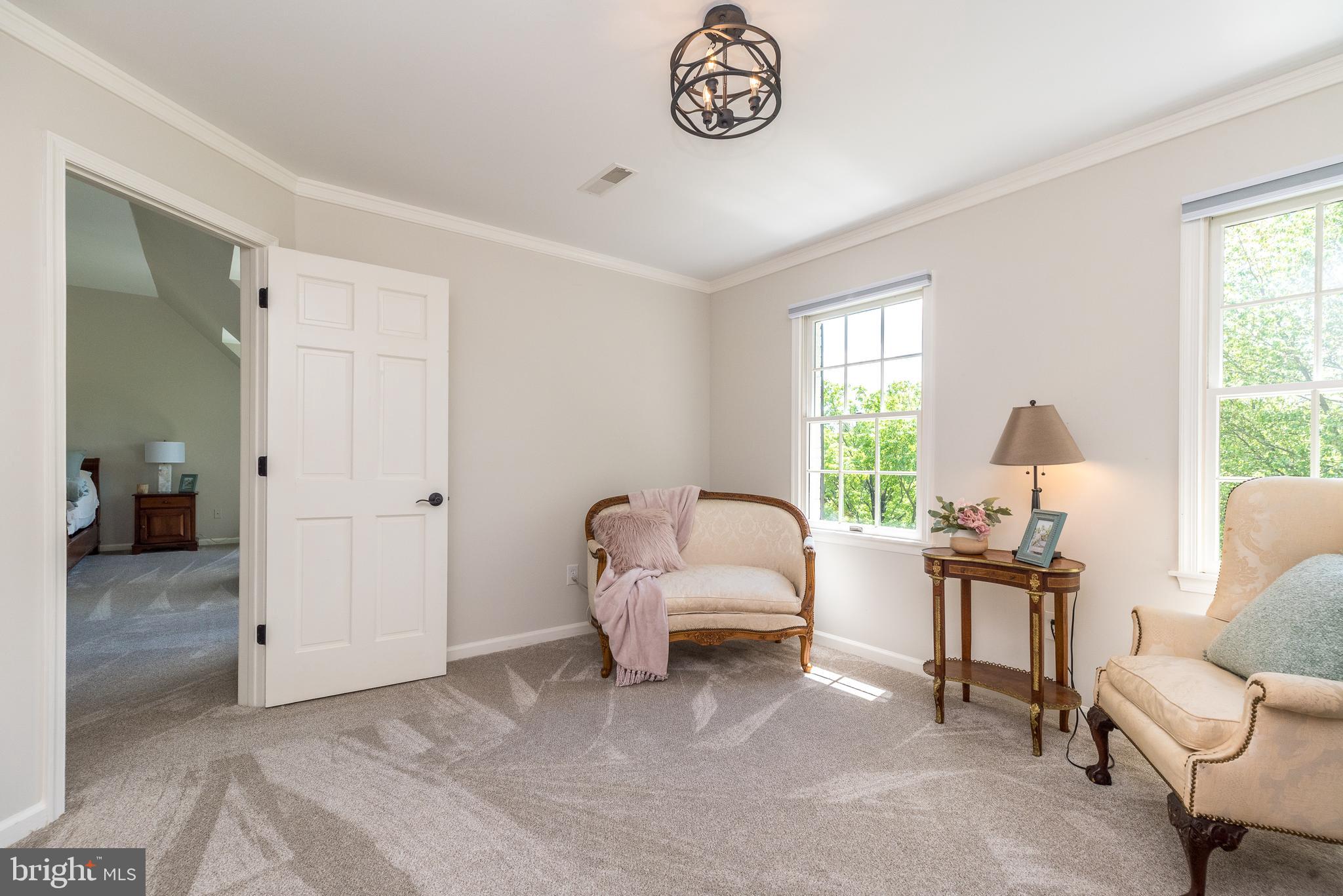 FOX HUNT ESTS - Residential