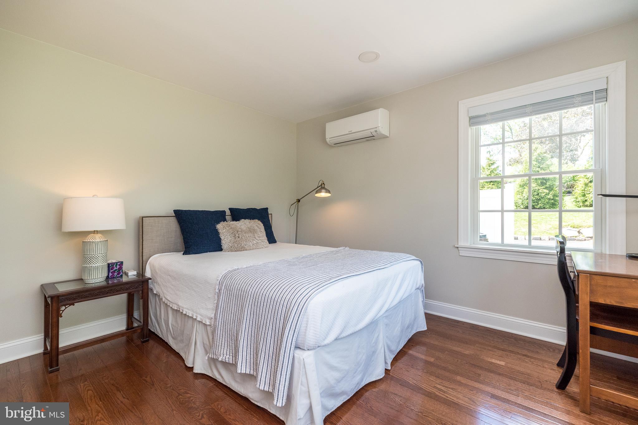 FOX HUNT ESTS - Residential