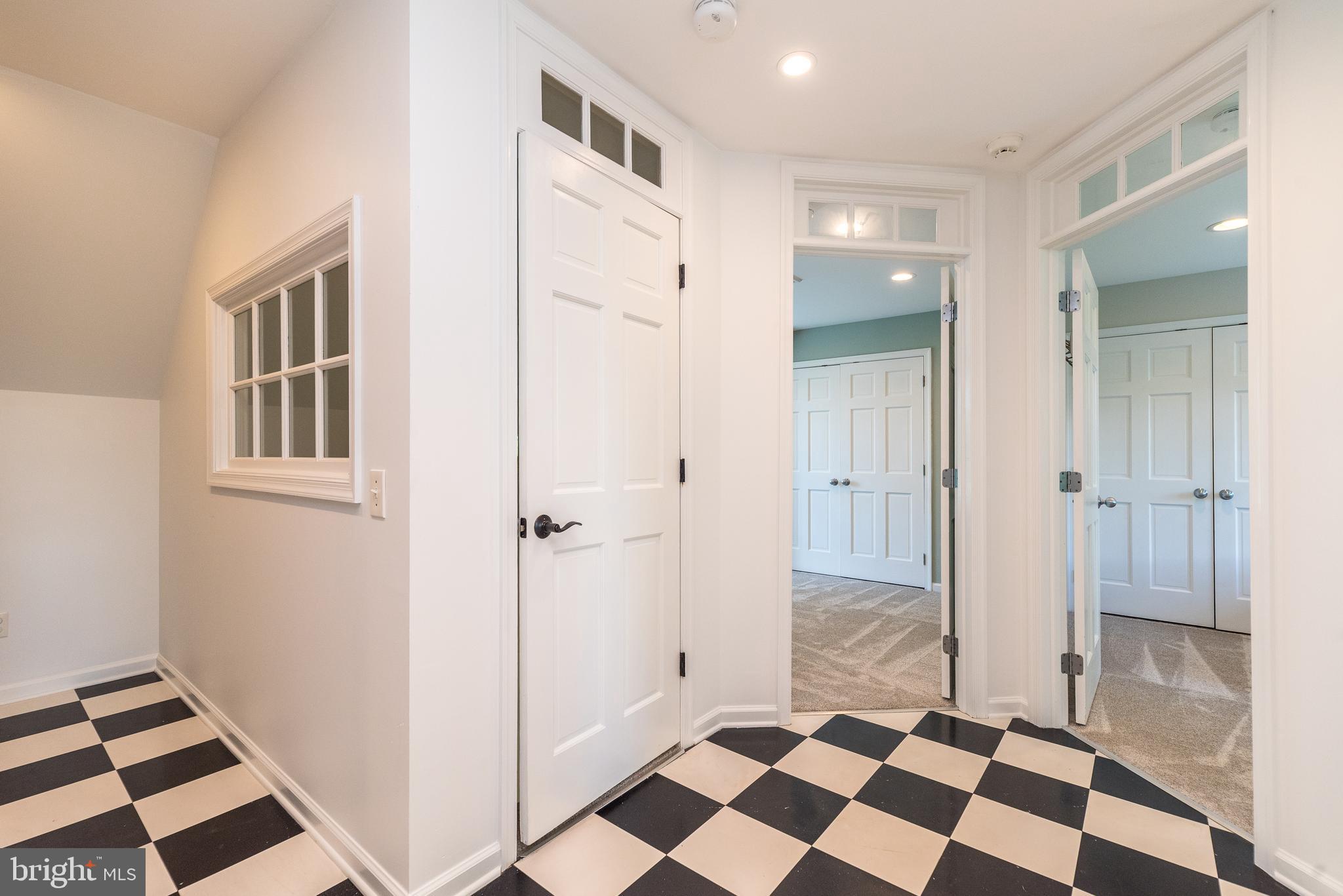 FOX HUNT ESTS - Residential