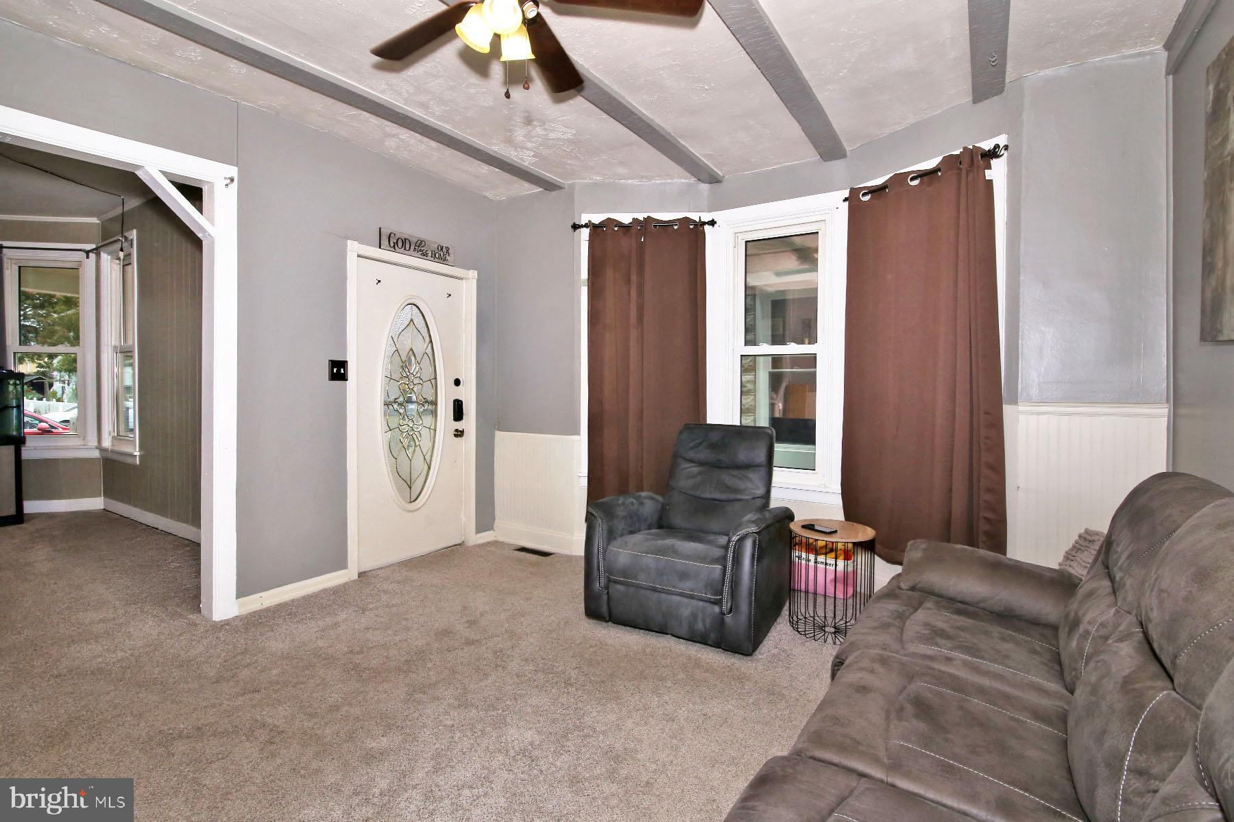 PALMYRA BOROUGH - Residential