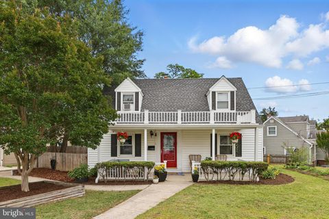 6111 BANGOR DRIVE ALEXANDRIA VA 22303