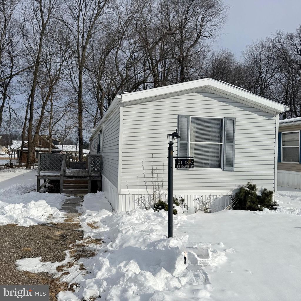 Photo of 124 Dawn Street, QUARRYVILLE, PA 17566 (MLS # PALA2082276)