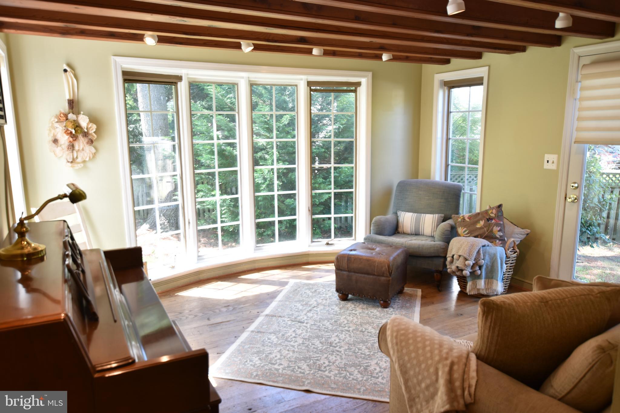 WOODHAVEN - Residential Lease