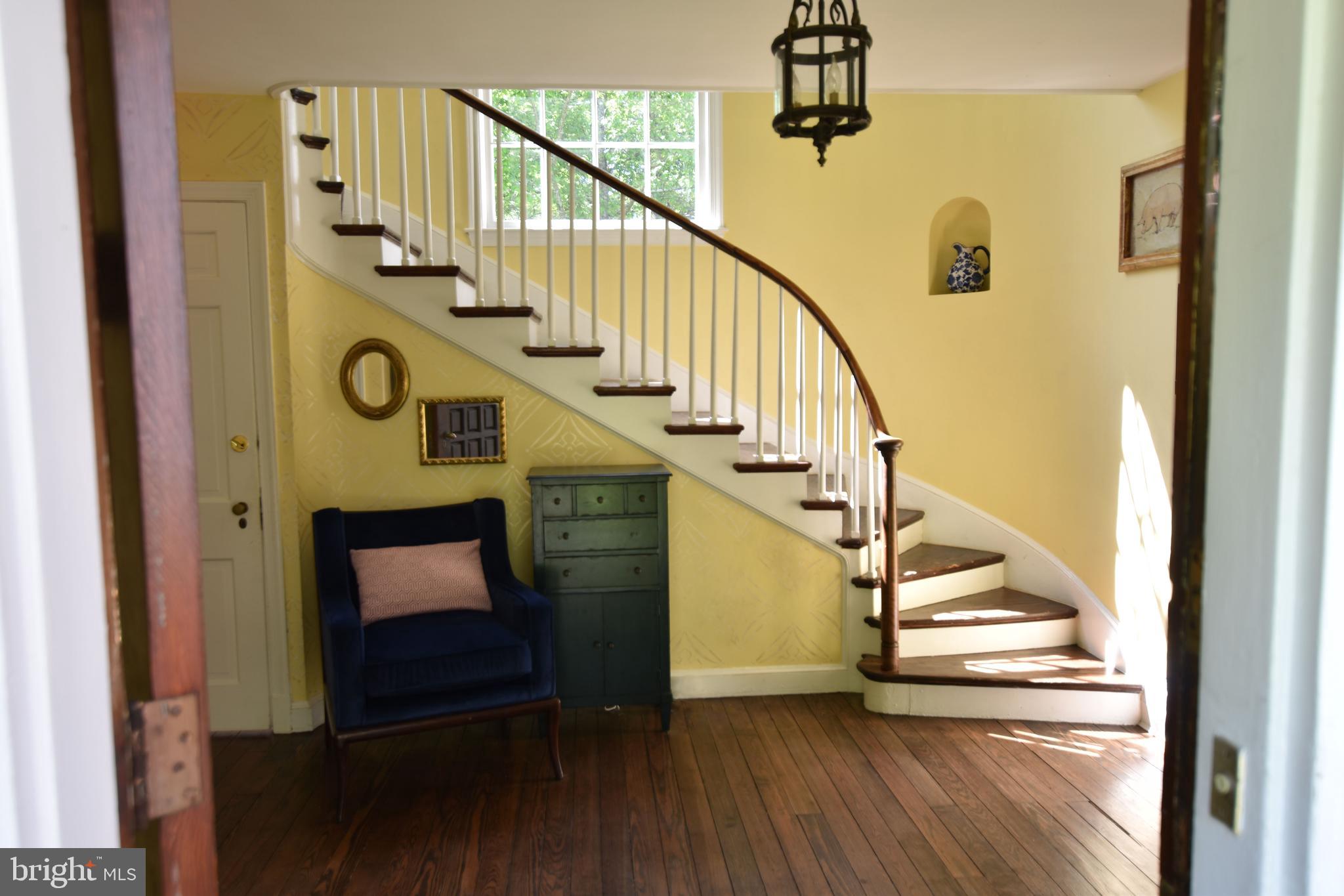 WOODHAVEN - Residential Lease