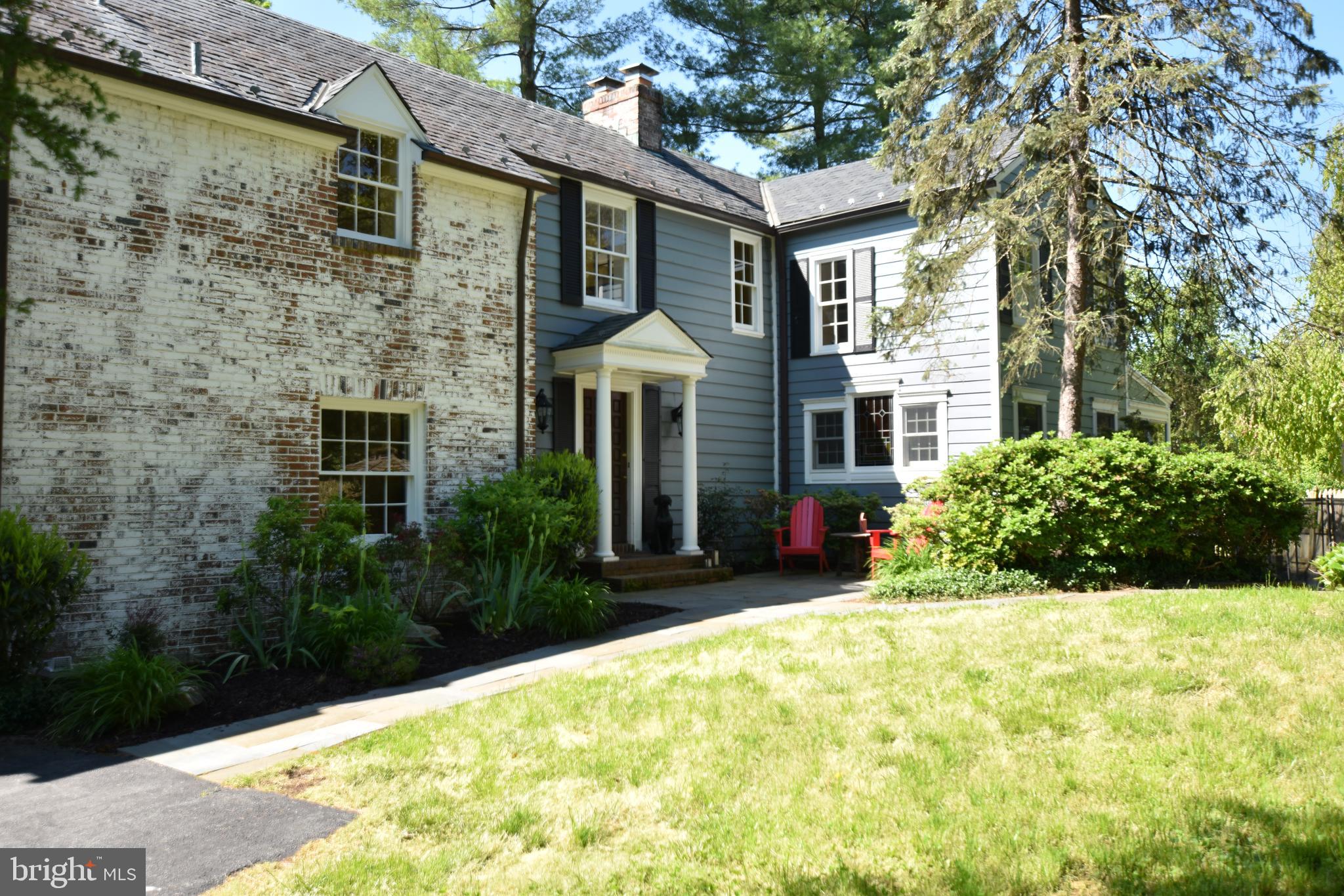 WOODHAVEN - Residential Lease