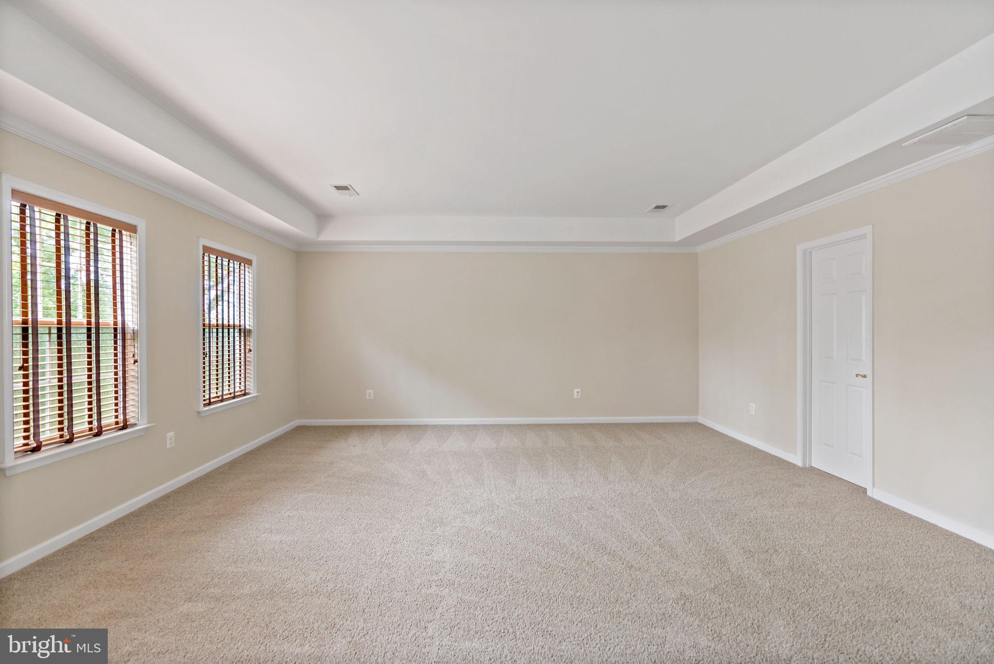 RIVER CREST - Residential