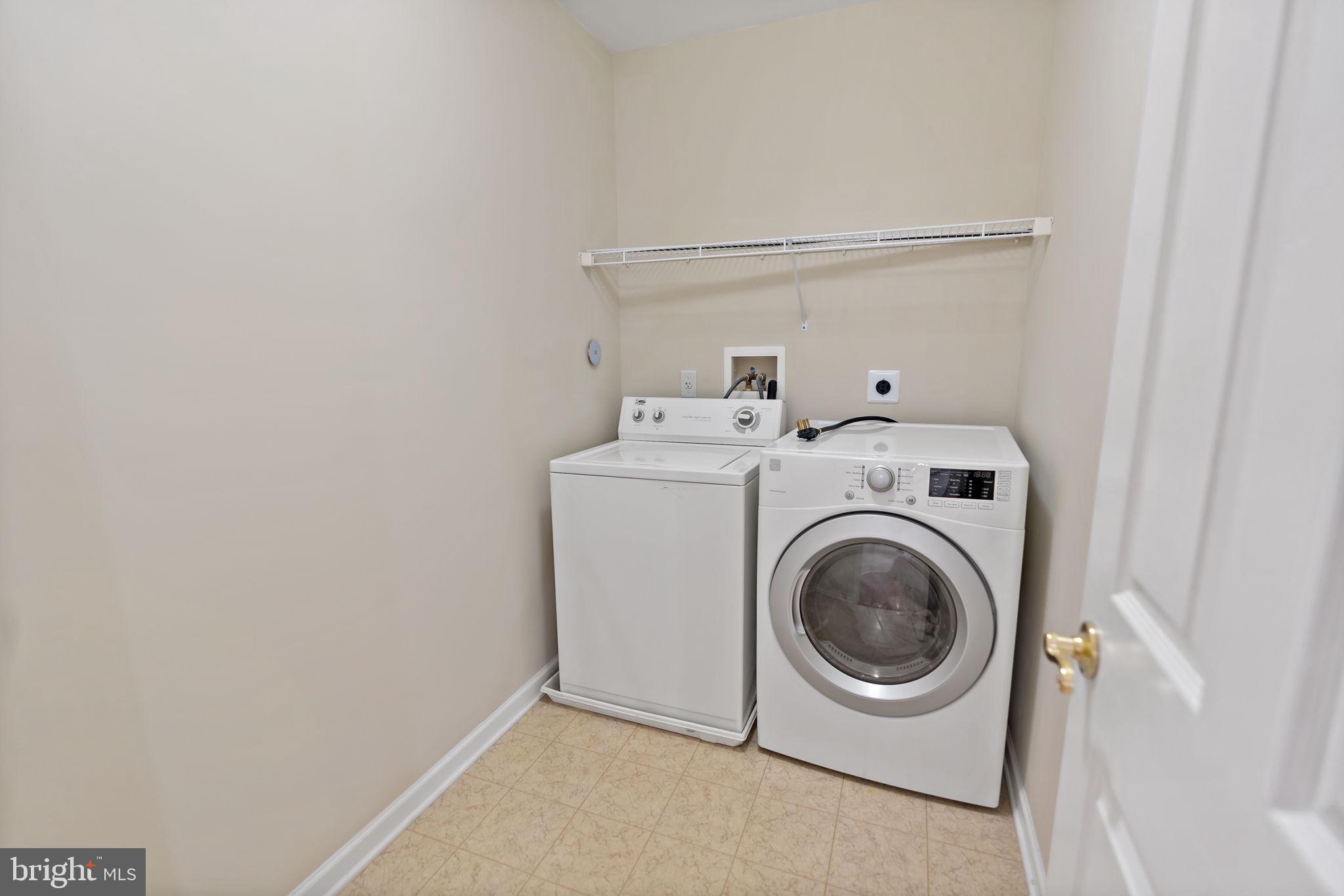 RIVER CREST - Residential