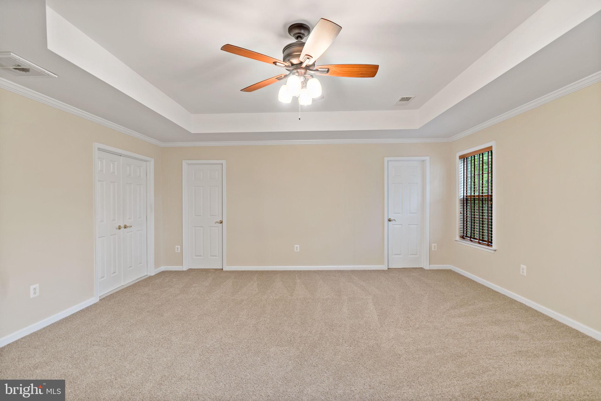 RIVER CREST - Residential