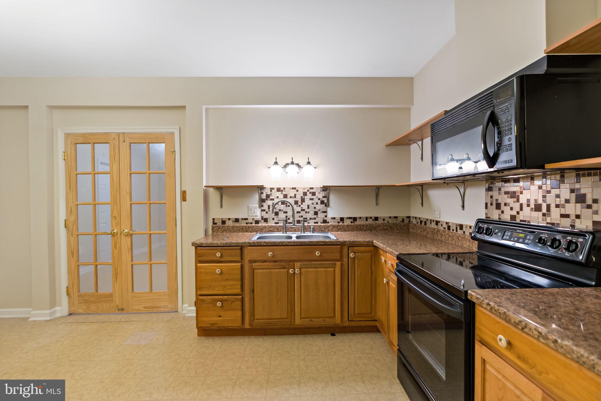 RIVER CREST - Residential