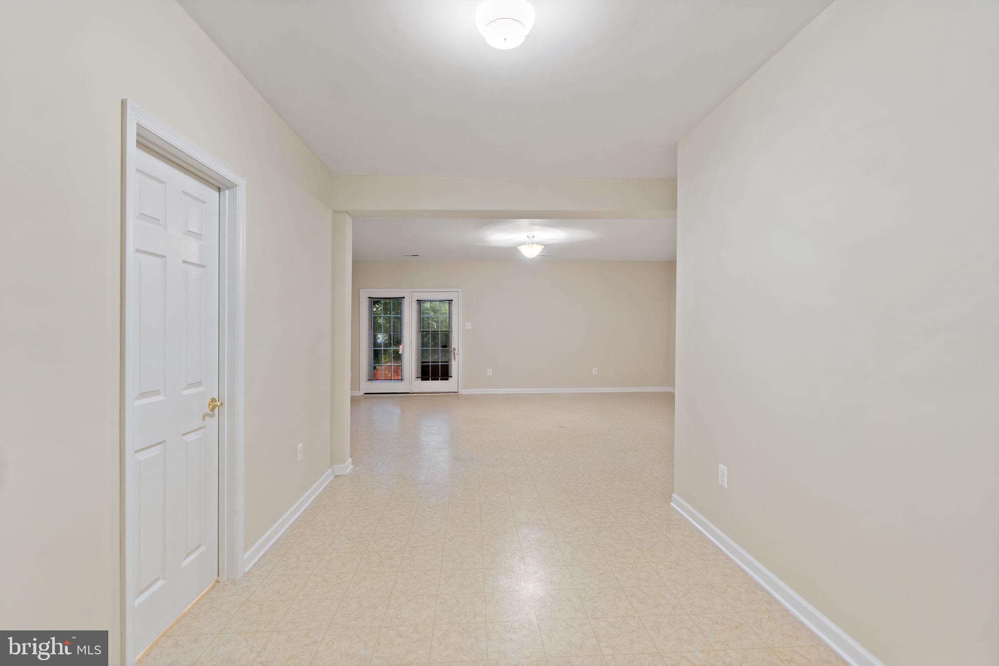 RIVER CREST - Residential