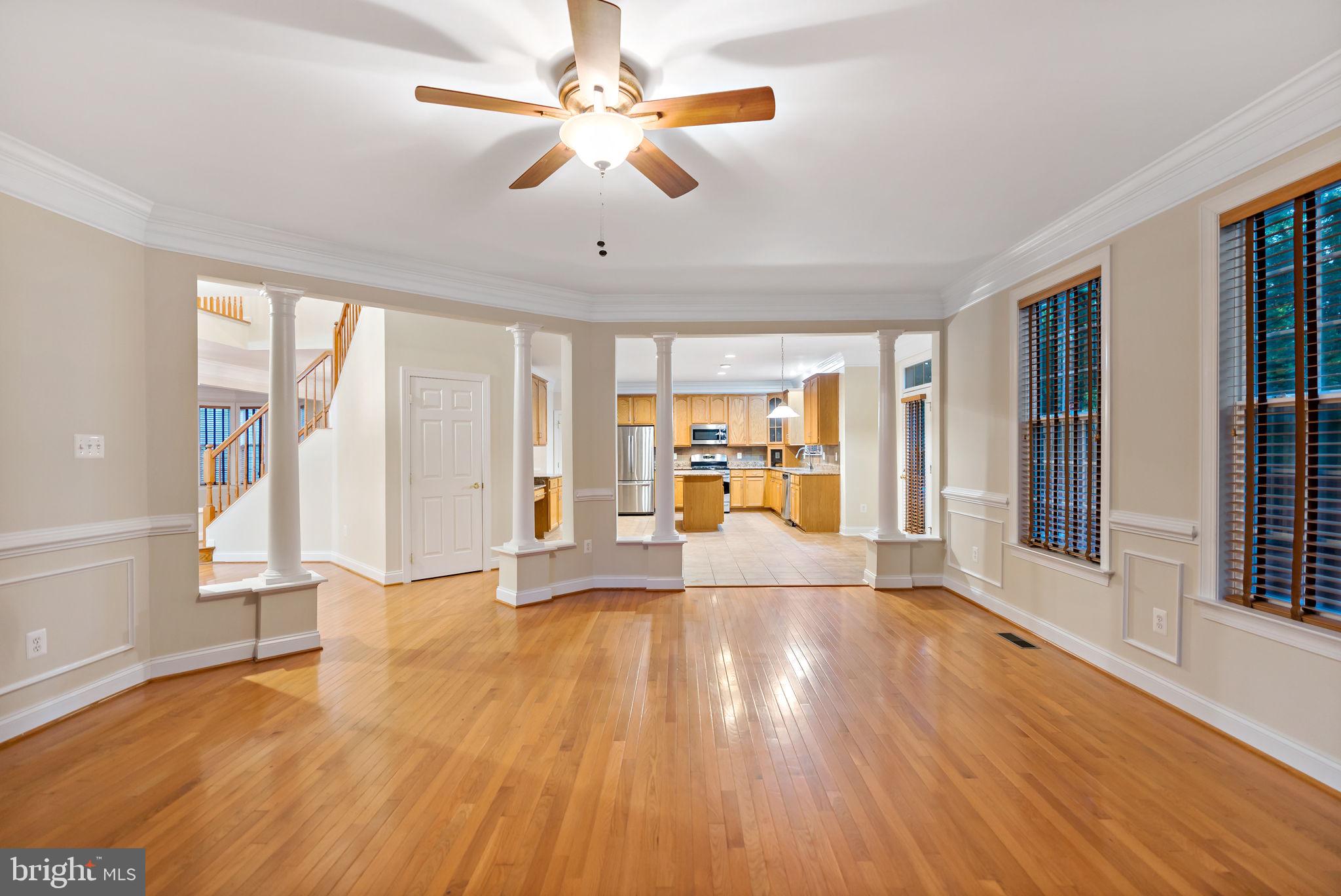 RIVER CREST - Residential