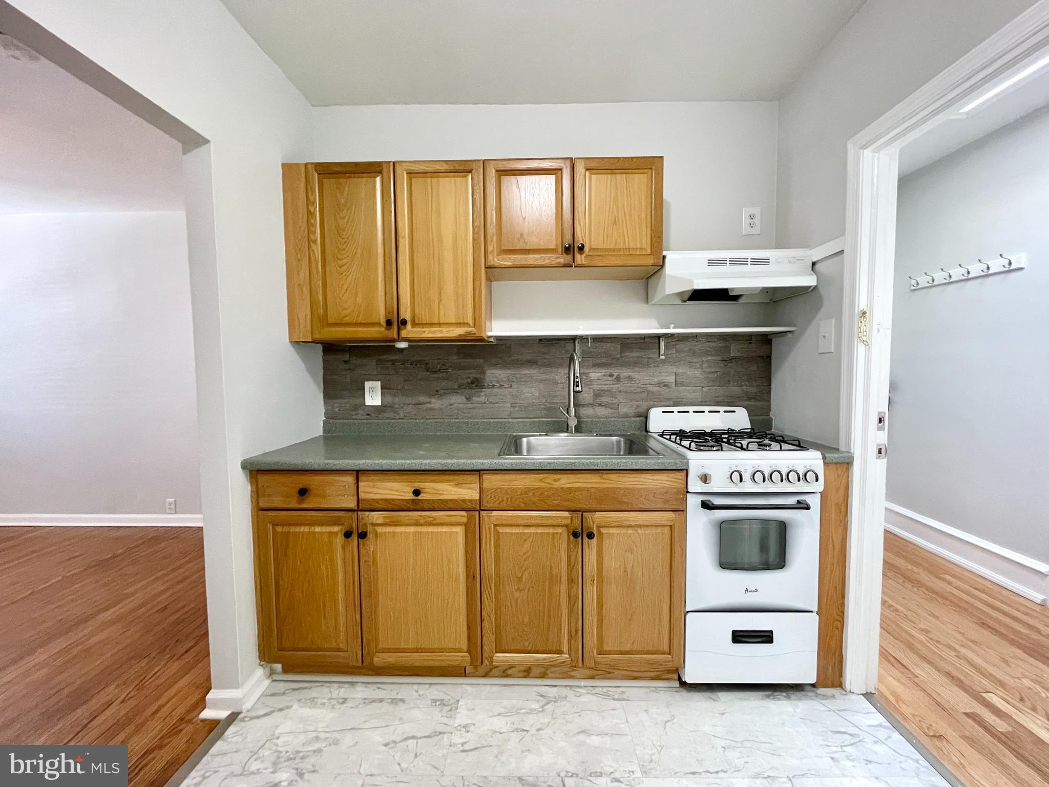 DREXEL HILL - Residential Lease