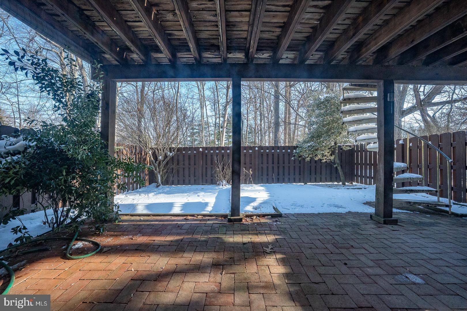 WEATHERSTONE - Residential