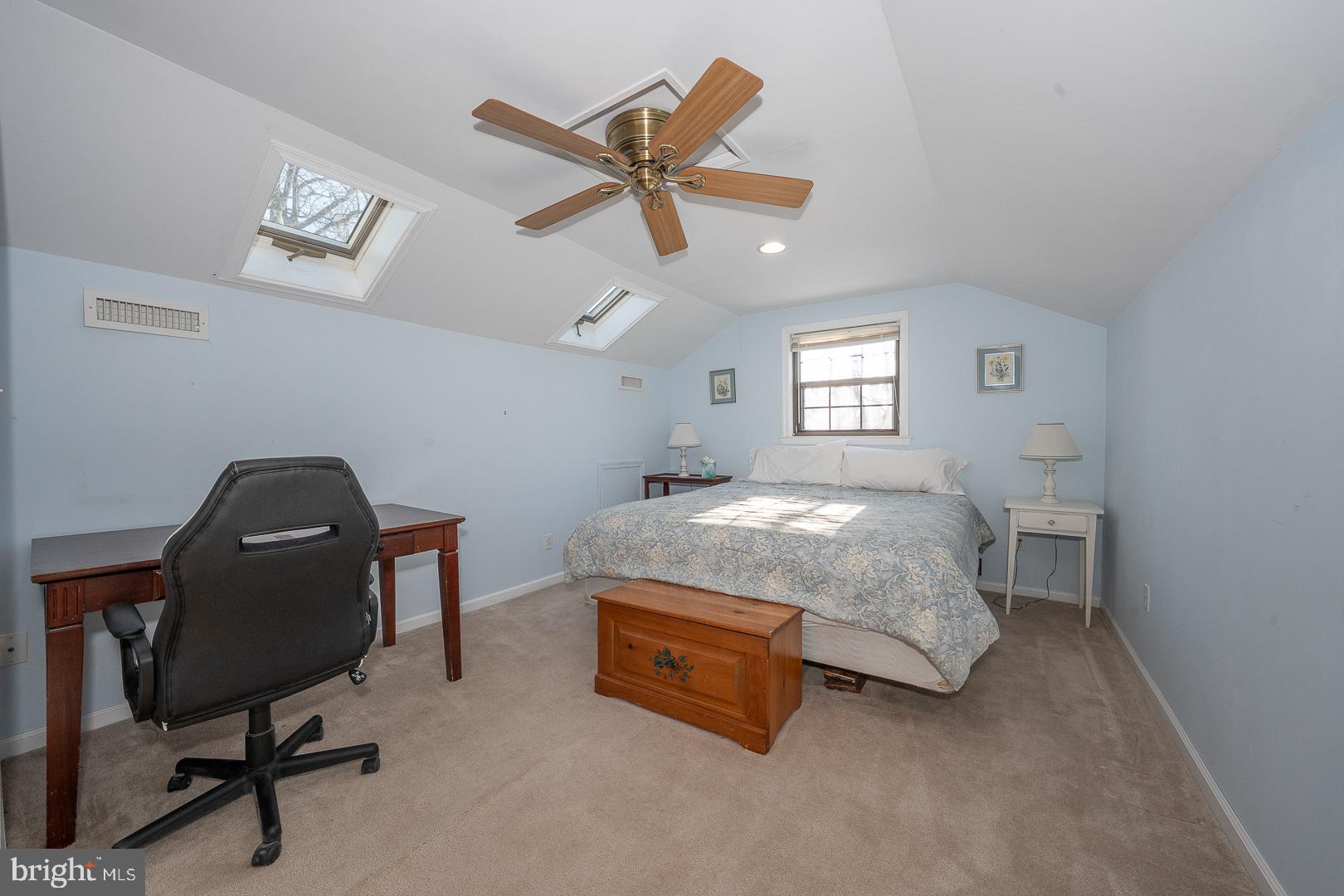 WEATHERSTONE - Residential