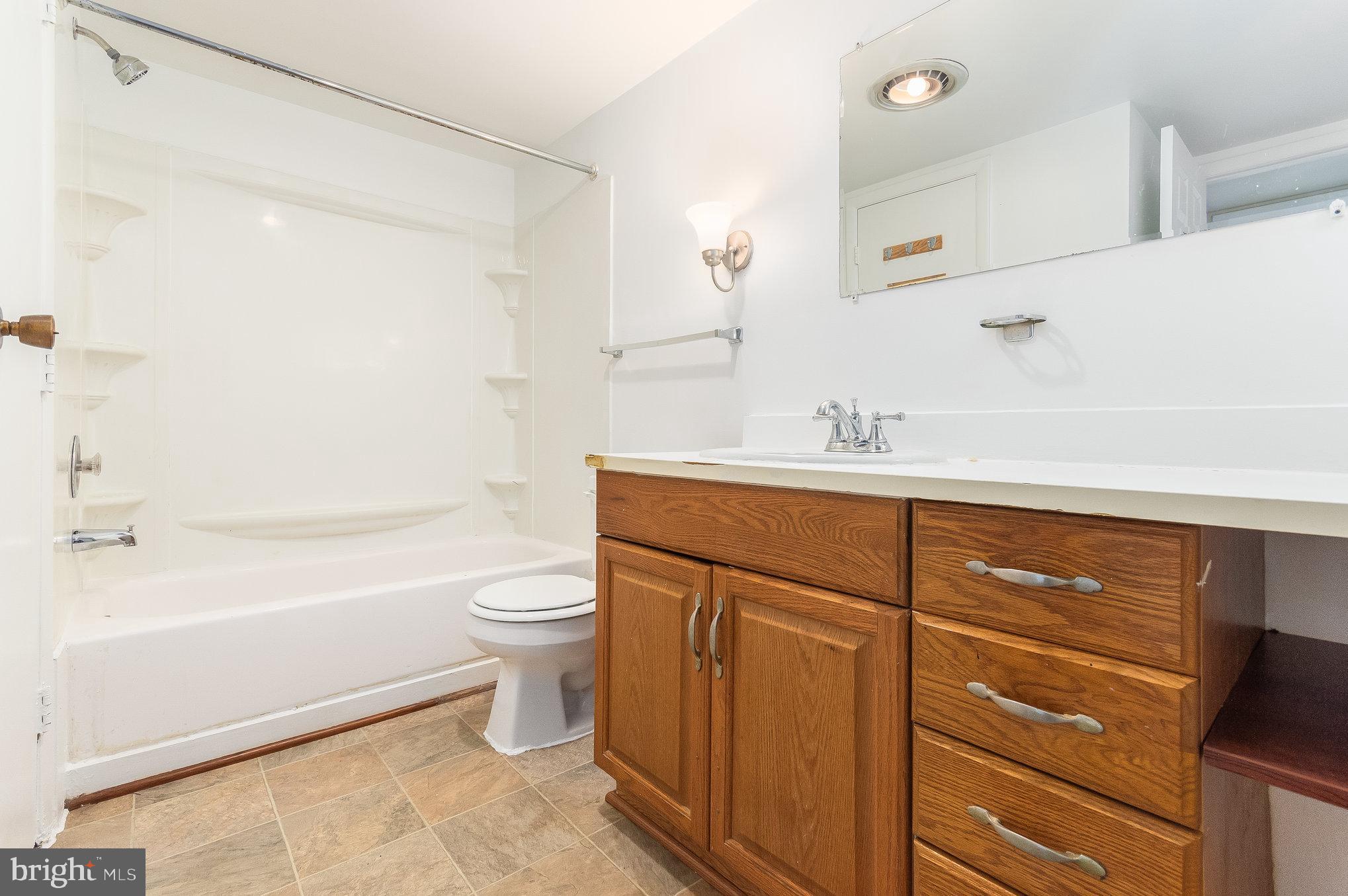 TIVOLI - Residential Lease