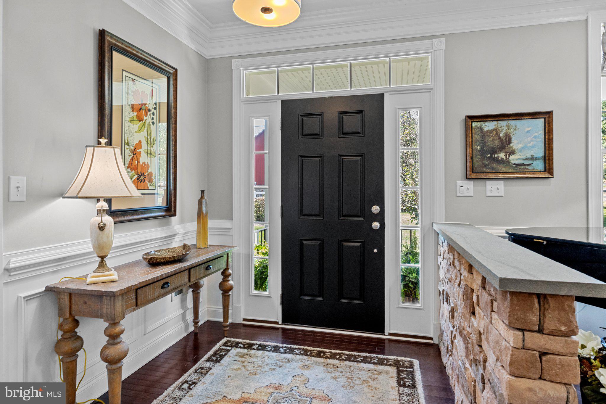 NEWTOWN WALK - Residential