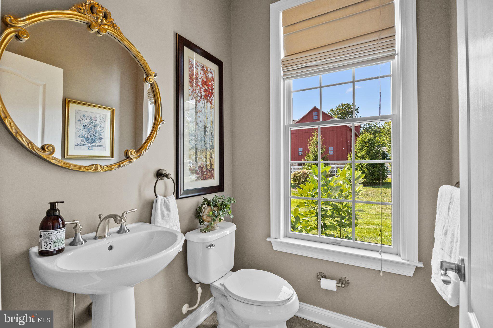 NEWTOWN WALK - Residential