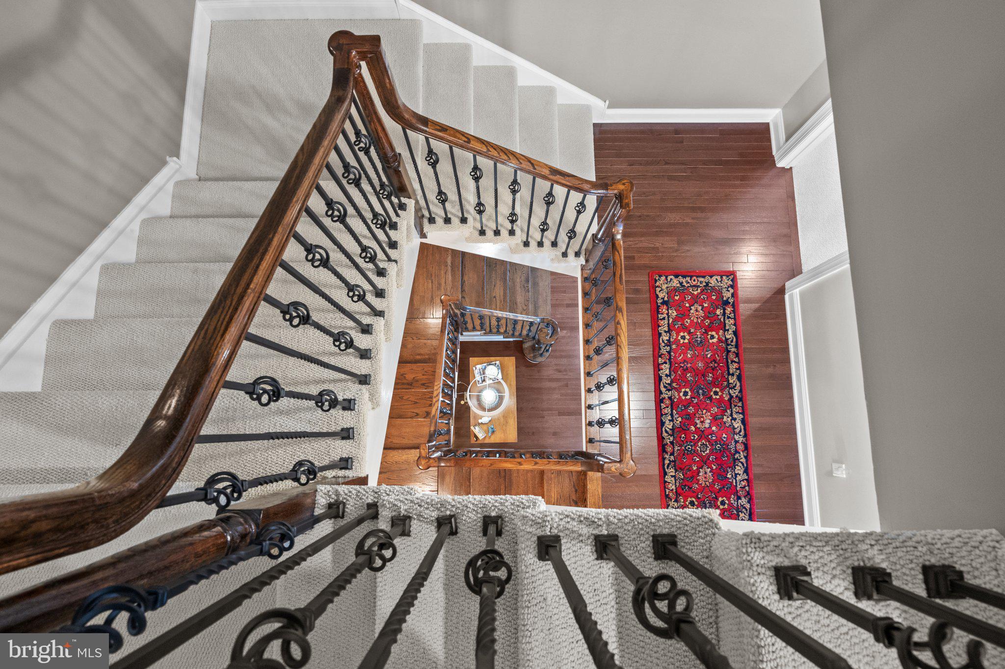 NEWTOWN WALK - Residential