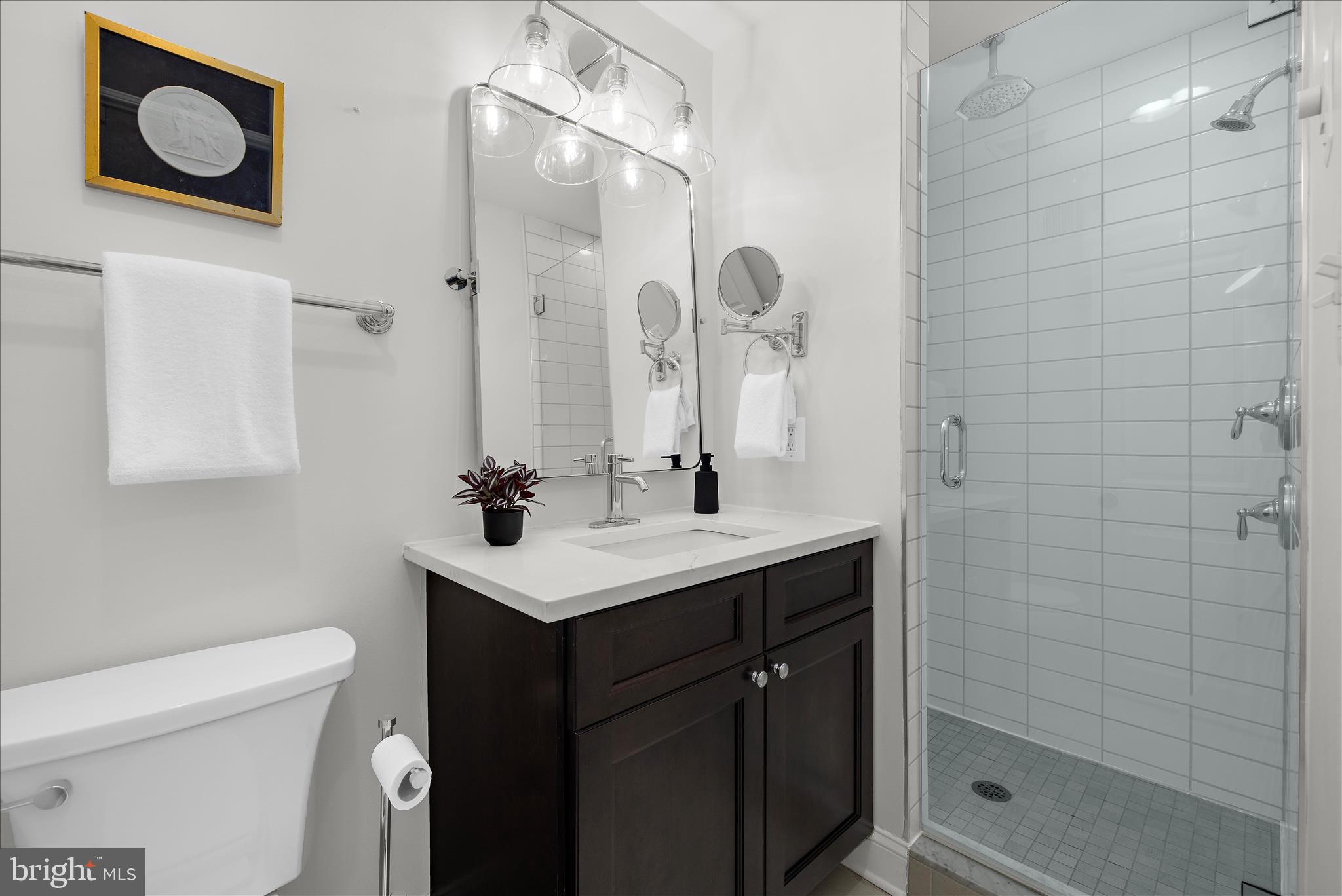 LOCUST POINT - Residential