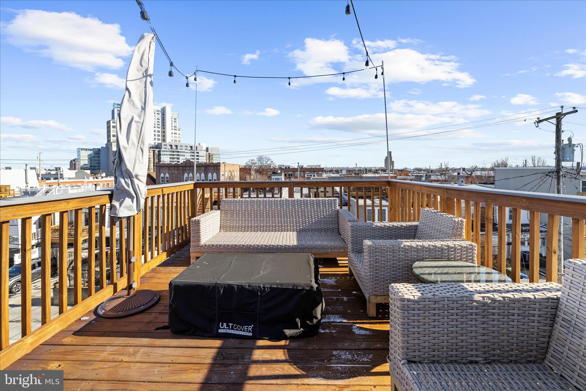 LOCUST POINT - Residential