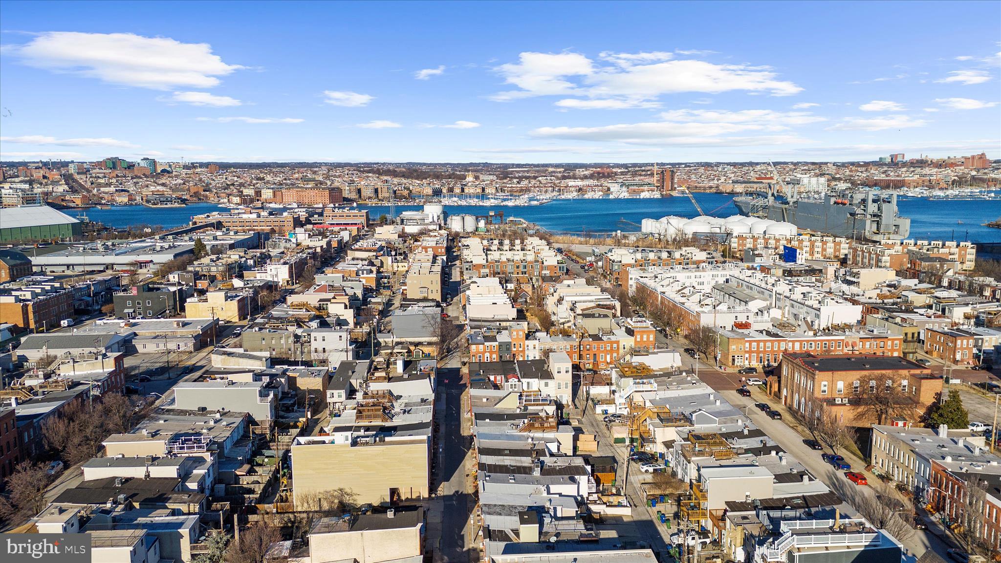 LOCUST POINT - Residential