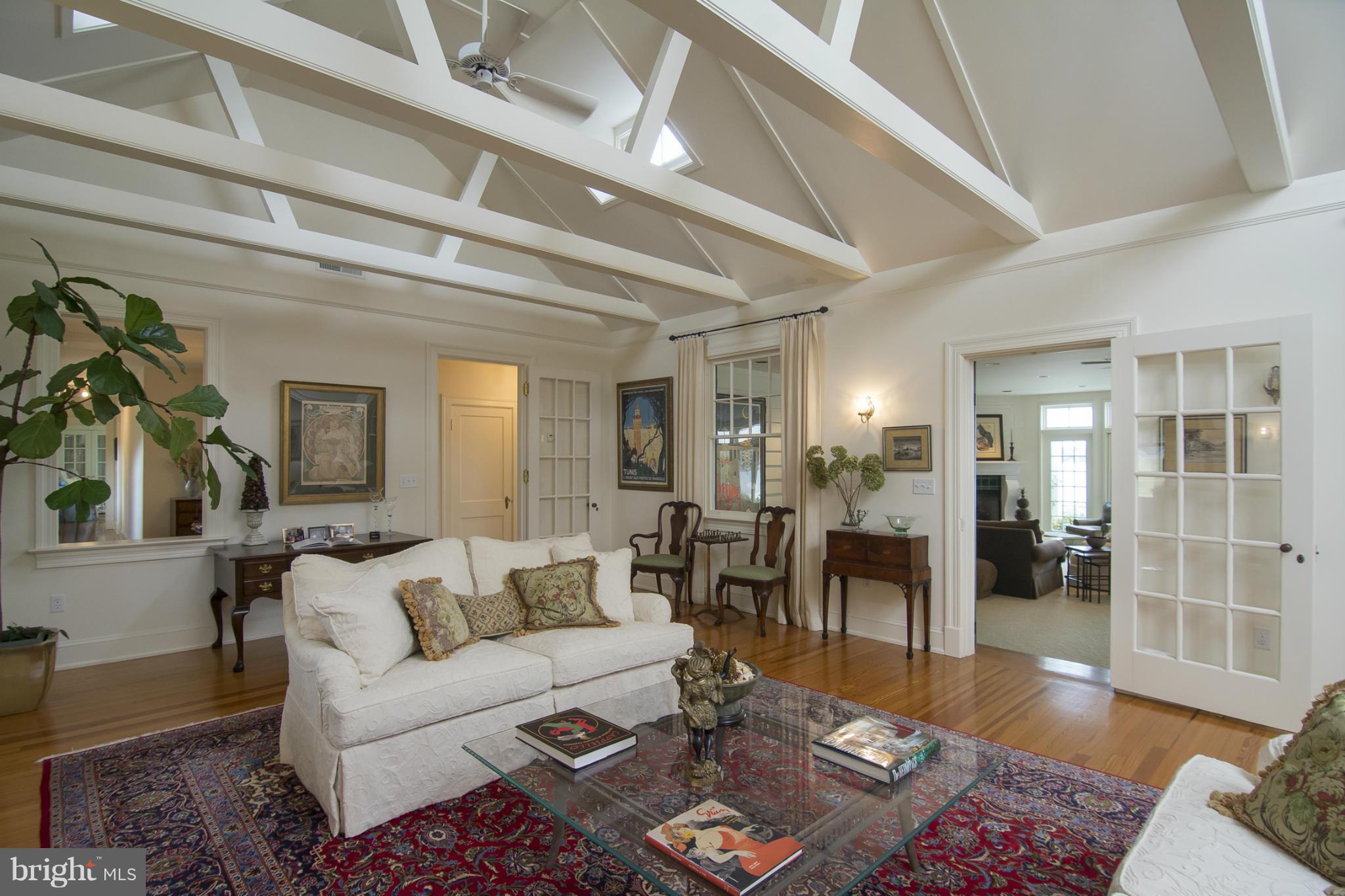 WILD ROSE SHORES - Residential