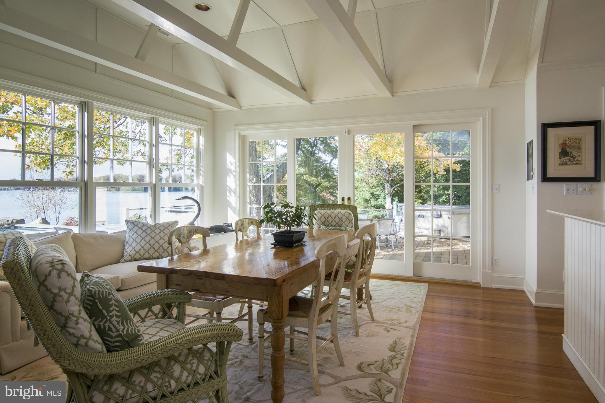 WILD ROSE SHORES - Residential