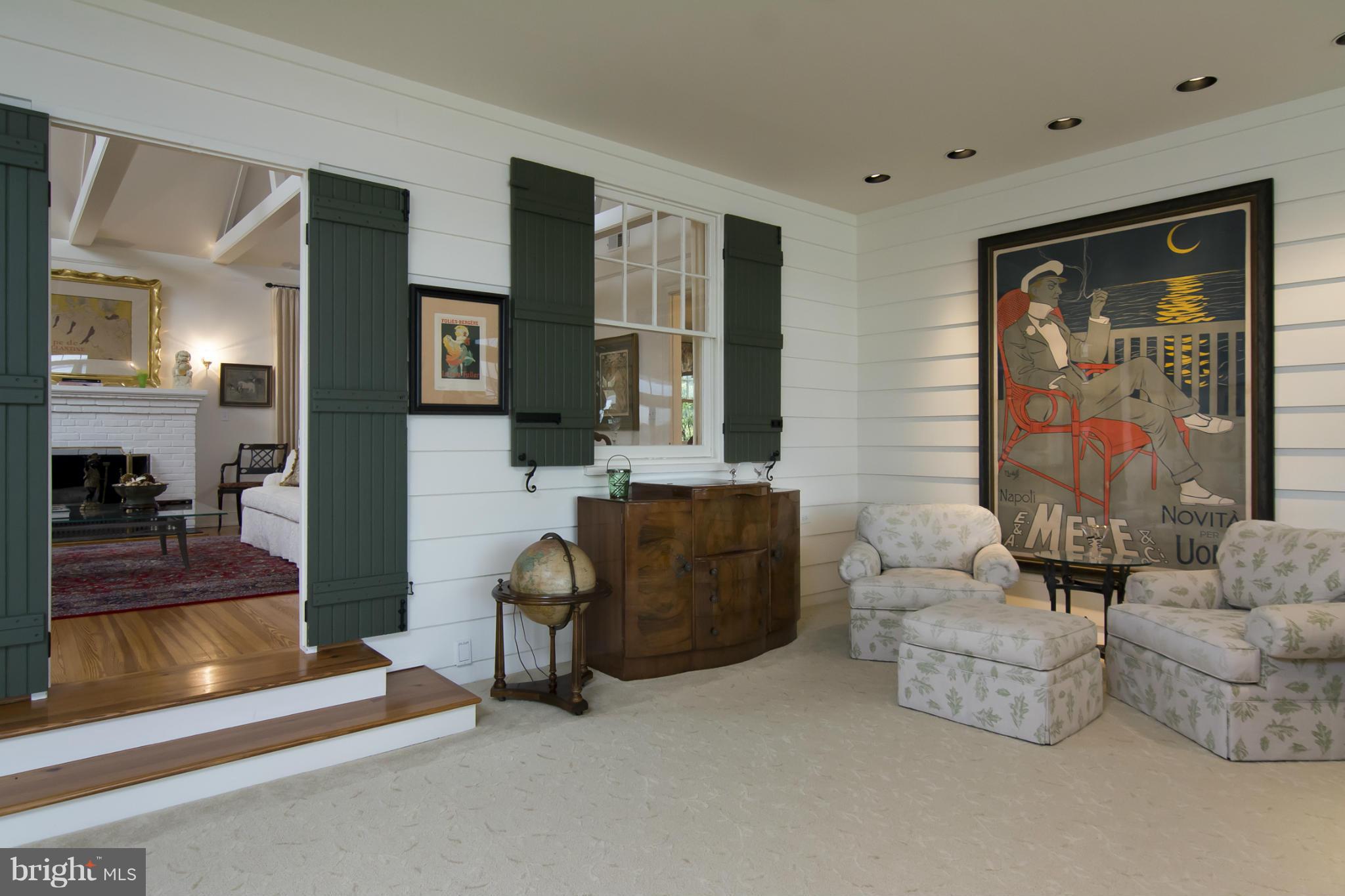 WILD ROSE SHORES - Residential