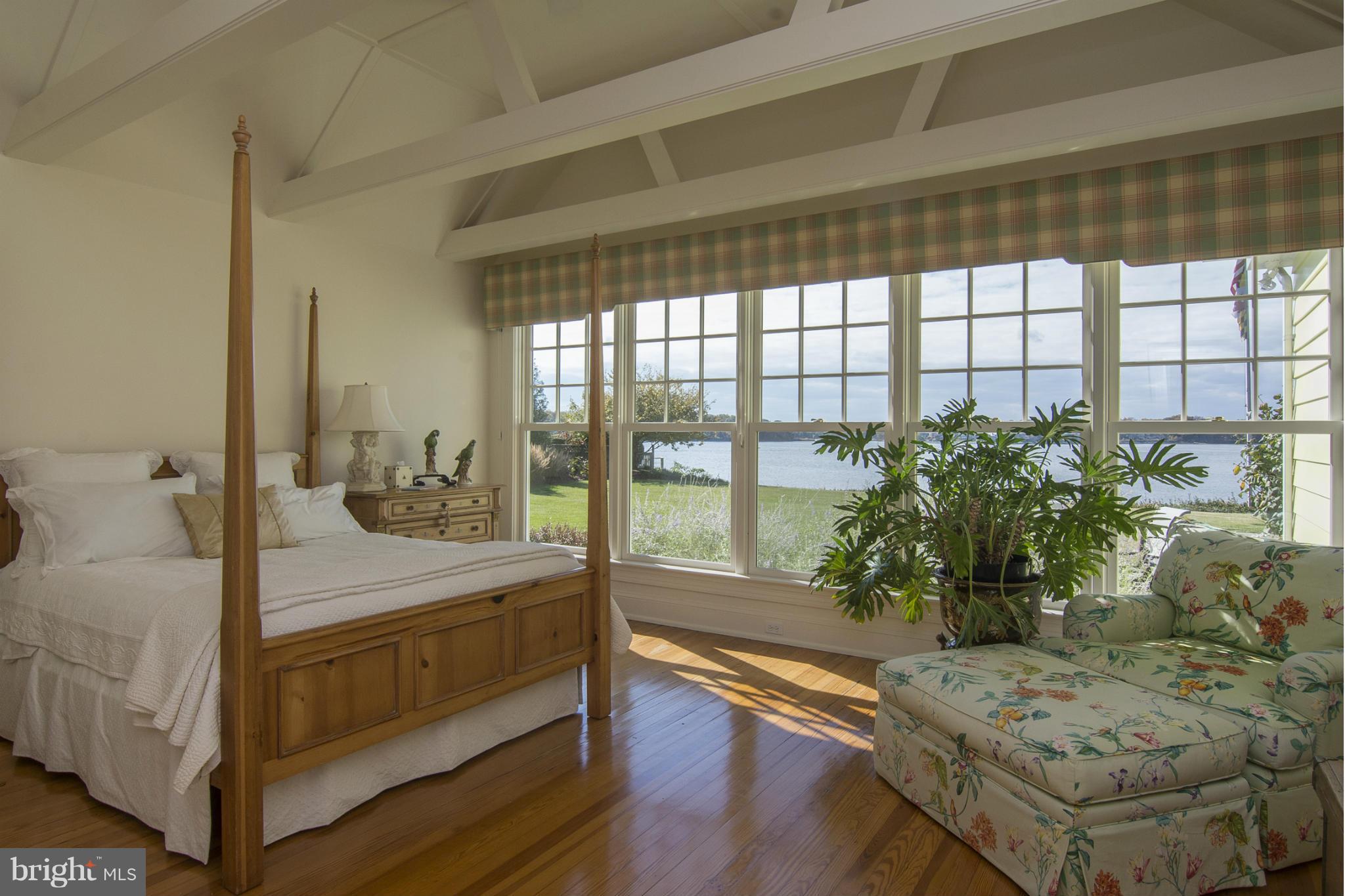 WILD ROSE SHORES - Residential