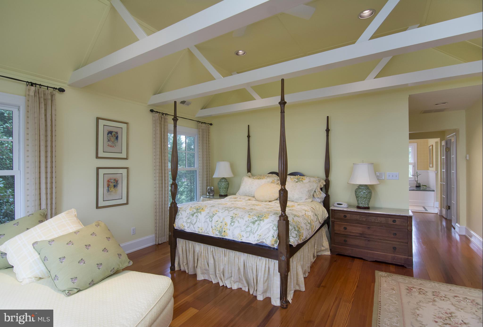 WILD ROSE SHORES - Residential