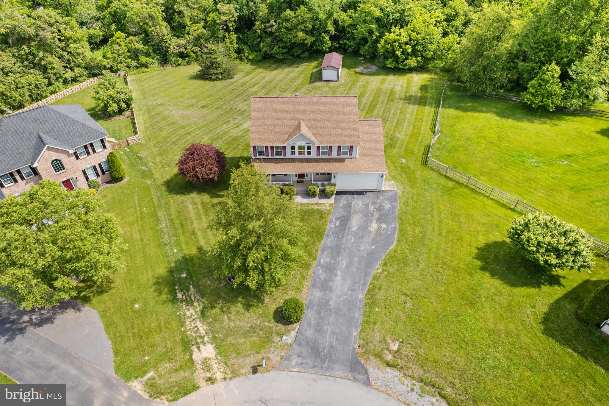 RIVER HILLS - Residential