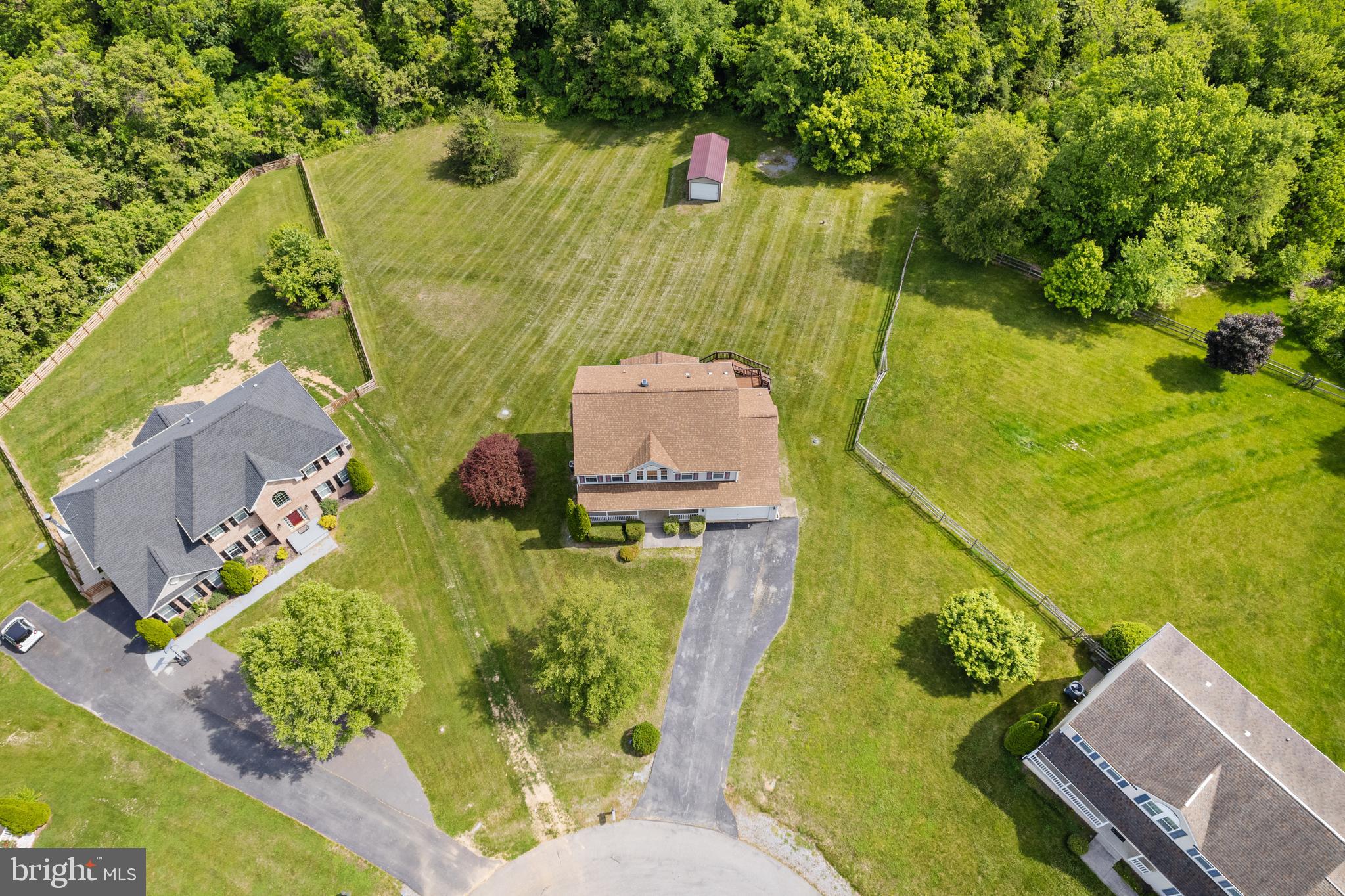 RIVER HILLS - Residential