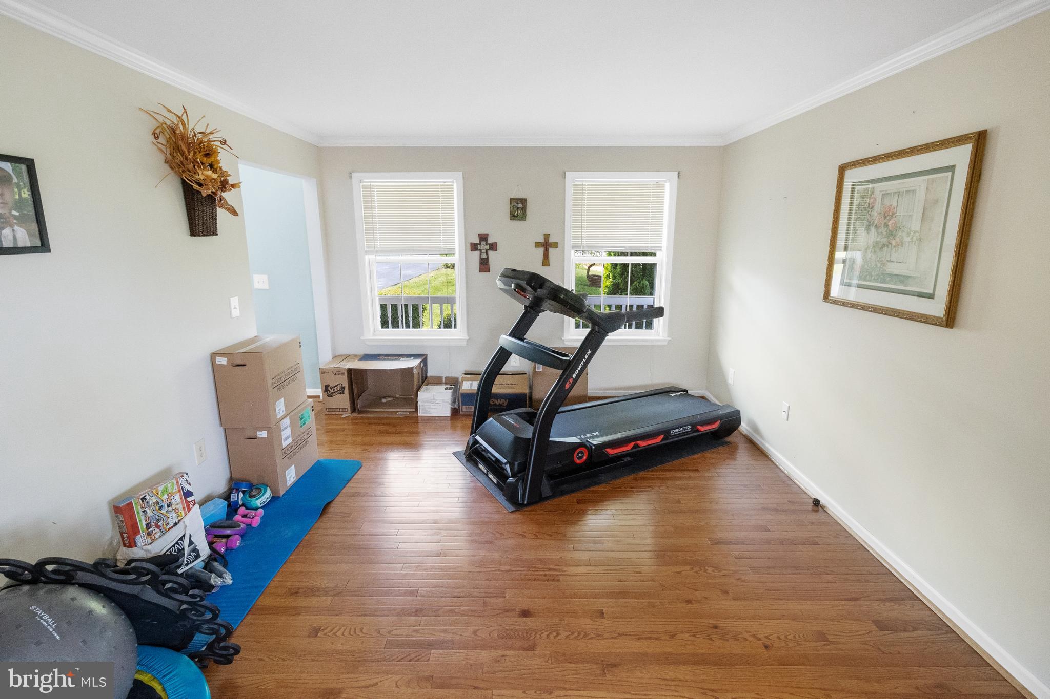 RIVER HILLS - Residential