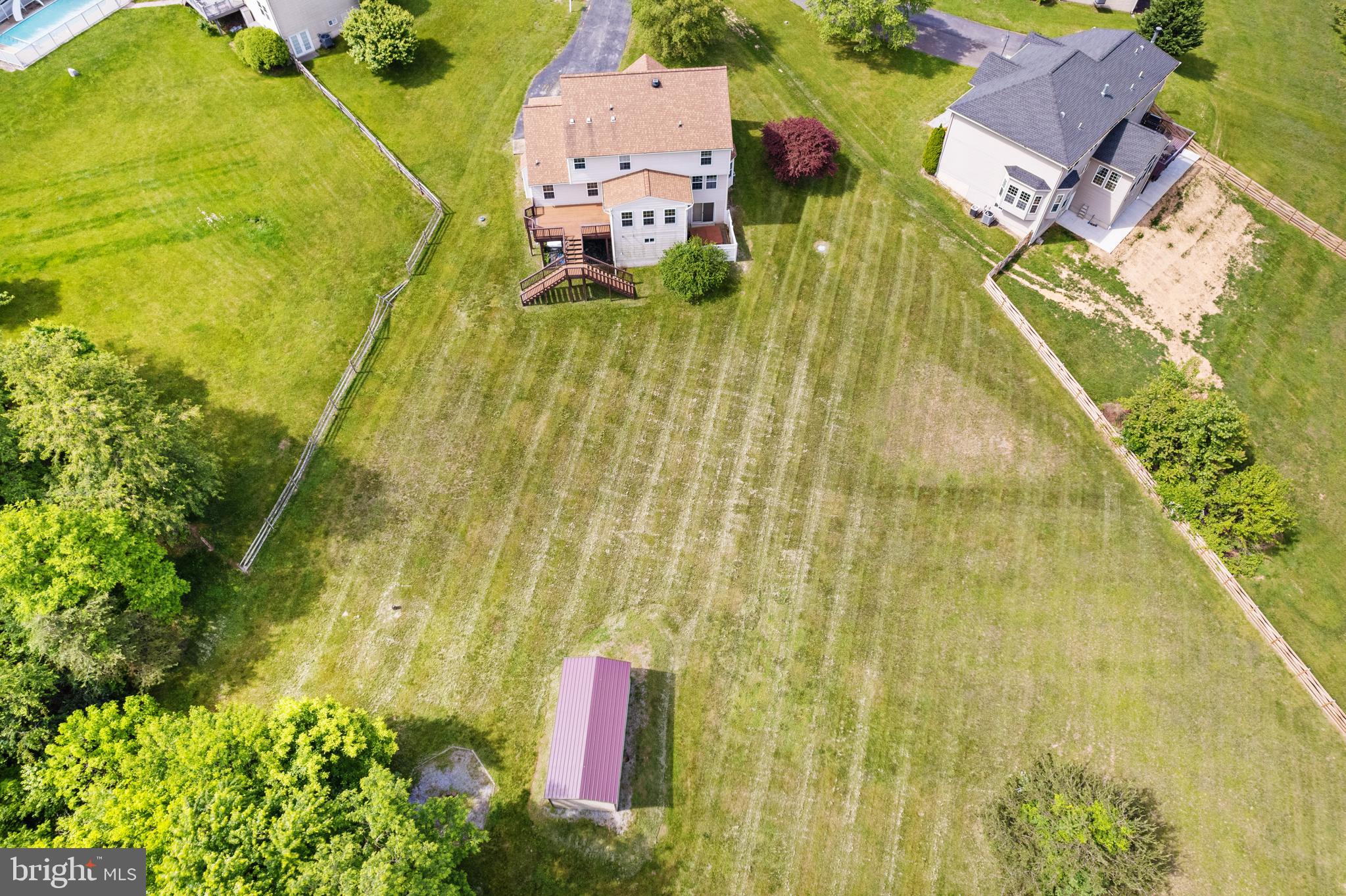 RIVER HILLS - Residential